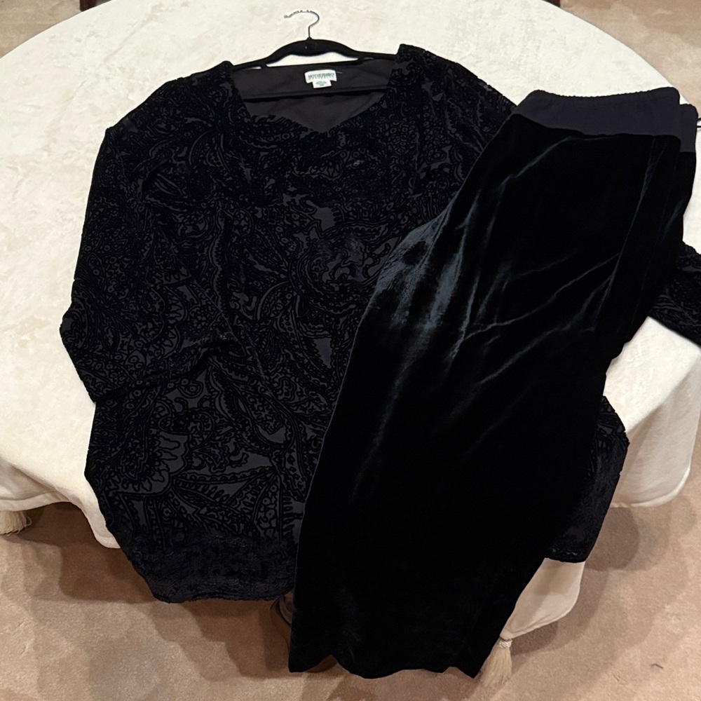 Maternity evening set